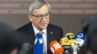 Γιούνκερ: Πρέπει να βρεθεί μια λύση για την Ελλάδα