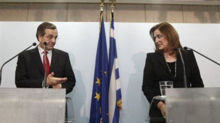 Ενόχληση Σαμαρά για την πρωτοβουλία της Μπακογιάννη