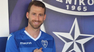 Θερμές αγκαλιές του Κάνιας στους πρώην συμπαίκτες του