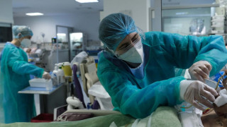 Κορωνοϊός: 3.928 νέα κρούσματα, πόσοι οι διασωληνωμένοι και οι θάνατοι