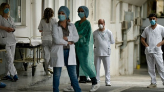 Τροπολογία Πλεύρη με bonus 20€ ανά ασθενή για τους γιατρούς του δημοσίου