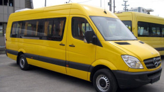 Απίστευτο: Ξέχασαν ένα 2χρονο κοριτσάκι σε σχολικό λεωφορείο στη Βάρκιζα!