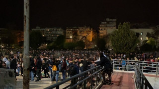 Θεσσαλονίκη: «Βουτιά» στους τζίρους της εστίασης -Γεμίζουν πάλι οι πλατείες