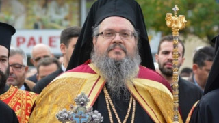 Μητροπολίτης Λάρισας: Όλοι εμβολιασμένοι στη Μονή Παΐσιου που επικαλούνται οι αρνητές