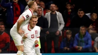 Σφιντέρσκι: «Φταίω κι εγώ για τα μπουκάλια που πέταξαν οι Αλβανοί, αλλά τρελάθηκα απ' τη χαρά μου»