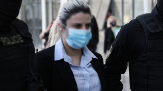 Επίθεση με βιτριόλι: Ένοχη για απόπειρα ανθρωποκτονίας η κατηγορούμενη