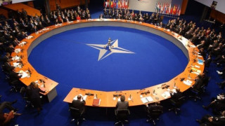 NATO: Κίνδυνος για την ασφάλεια από ένα πιθανό Grexit