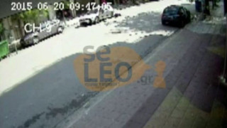 Βίντεο-σοκ: Αυτοκίνητο παρέσυρε ηλικιωμένη στη Θεσσαλονίκη