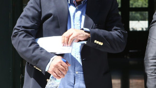 Περιμένουν  τις… άλλες  προσφορές   