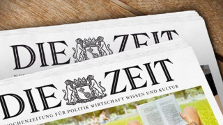 Η Die Zeit γράφει στα ελληνικά: «Μείνετε μαζί μας»!