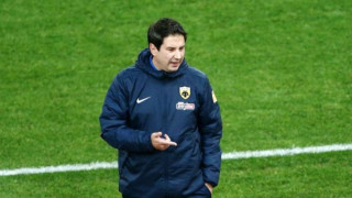 Γιαννίκης: «Ήταν ένα περίεργο παιχνίδι με κόκκινη κάρτα, αλλά σημασία έχει πως τα καταφέραμε»