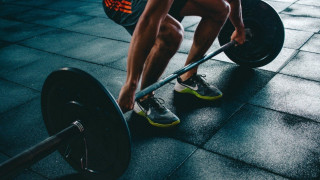 Cardio ή προπόνηση με βάρη; Πώς θα χάσεις κιλά ευκολότερα