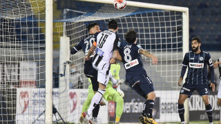 Εγκληματικά λάθη - δώρα στον... Κουλούρη και πικρή ήττα που απομακρύνει τον ΠΑΟΚ από την κορυφή