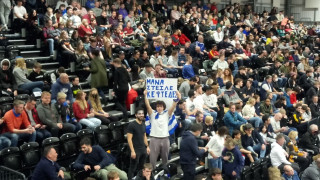 Μάνα στείλε κεφτέδες!