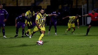 Ο Φωτιάς... σκέφτηκε το ξεκάθαρο πέναλτι - Πώς άνοιξε το σκορ ο Αρης