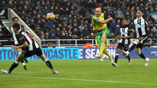 Πήρε βαθμό η Νόριτς με βασικό Τζόλη και ασίστ του Γιαννούλη