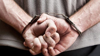 Συνελήφθη στη δυτική Θεσσαλονίκη να μεταφέρει παράνομα μετανάστες 