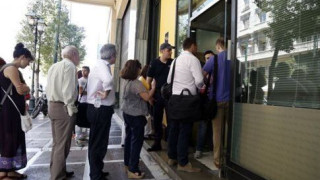 Προς επέκταση η τραπεζική αργία μέχρι την Παρασκευή
