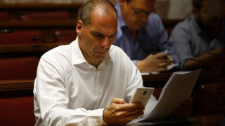 Βαρουφάκης: Δεν θα ψηφίσω απόψε στη Βουλή