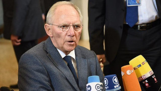Νέα επίθεση Σόϊμπλε στην Ελλάδα πριν την έναρξη του Eurogroup