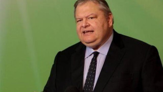 Βενιζέλος: Τώρα που ο κ. Τσίπρας έκανε αυτό που έπρεπε, να μην ζητηθούν κι άλλα