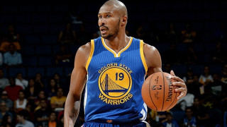 Παρέμεινε στους Ουόριορς ο Μπαρμπόσα