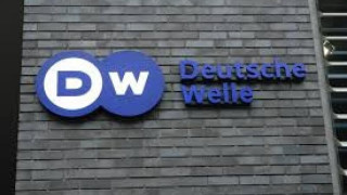 DW: Μέρκελ και Σόιμπλε δεν λένε την αλήθεια