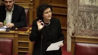 Παραιτείται η Νάντια Βαλαβάνη - Εγκαταλείπει και τη βουλευτική έδρα 