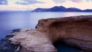Η «κρυφή» παραλία του Αιγαίου