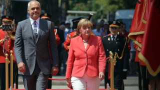Μέρκελ: Η κατάσταση για την Ελλάδα δεν εξελίσσεται καλά  