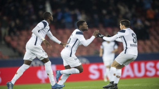 Χαριζακλής: Η φόρμα και η συνήθεια