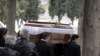 Ζήτησε... χορεύτριες στον θάνατό του: Η τελευταία επιθυμία ενός 58χρονου