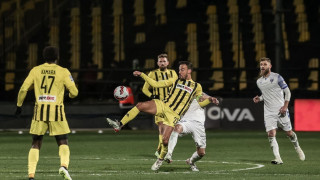 ΄Άρης: Αλλάζει πάλι τις πλευρές ο Μάντζιος