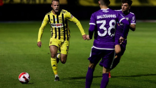 Ο Σούντγκρεν...φέρνει δεξί μπακ