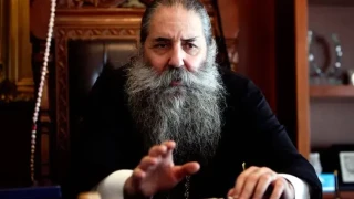 Ξέσπασμα από Σεραφείμ: «Οι βλασφημίες του Μόσιαλου είναι κοάσματα δαιμόνων»
