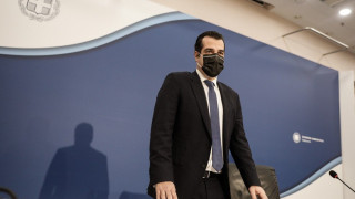 Πλεύρης: «Μέχρι τα τέλη Μαρτίου θα αρθούν τα μέτρα για τους εμβολιασμένους»