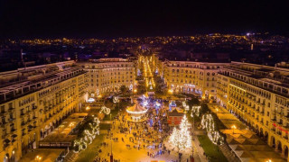 Η Θεσσαλονίκη βάζει τα γιορτινά της ενόψει των Χριστουγέννων