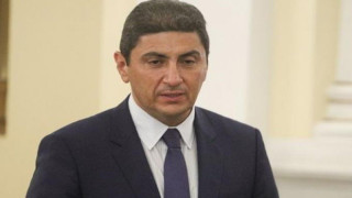 Νέες απειλές Αυγενάκη προς την ΕΠΟ με αφορμή την ολιστική μελέτη