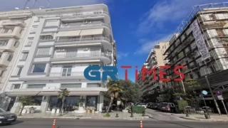Θεσσαλονίκη: Πανό για τη Γεωργία Μπίκα απέναντι από το «Αχίλλειον»