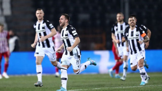 Ανοίγει το σκορ ο ΠΑΟΚ με απευθείας φάουλ του Ζίφκοβιτς και αυτογκόλ Μπα