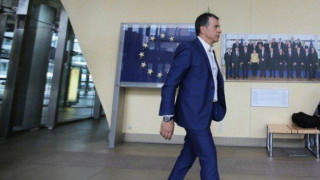 Πουλάει παρεό το Ποτάμι