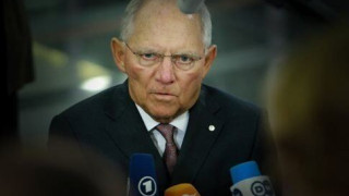 Για το Spiegel ο Σόιμπλε είναι ο σκιώδης καγκελάριος του πόνου