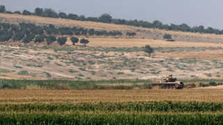 Τουρκικά πυρά και βομβαρδισμοί στη βόρεια Συρία