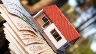 Η αναστολή πλειστηριασμών α' κατοικίας θα ψηφιστεί έως την 1/1/2016