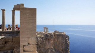 Γάλλοι τουρίστες: Μας ανήκουν όλα στην Ελλάδα