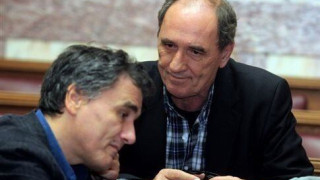 Νέες απαιτήσεις εμφάνισαν οι θεσμοί σε Σταθάκη - Τσακαλώτο