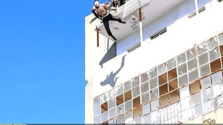 Τζιχαντιστές πετούν ομοφυλόφιλο από ψηλό κτήριο (ΦΩΤΟ)