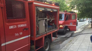 Υπό έλεγχο η φωτιά που ξέσπασε σε διαμέρισμα στην Τούμπα