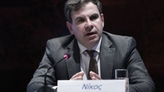 ΙΟΒΕ: Ύφεση μεταξύ 2% - 2,5% το 2015