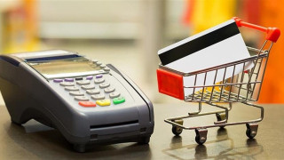 Mείωση φόρου ως και 2.200 ευρώ για όσους πλήρωναν με ηλεκτρονικό... χρήμα